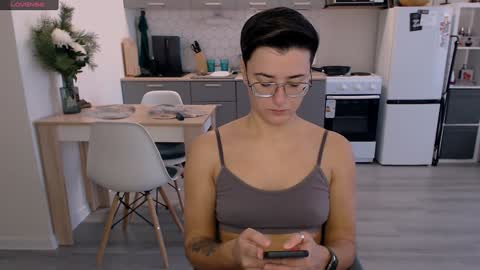 Eva and Sandra online show from 17, 12, 2024