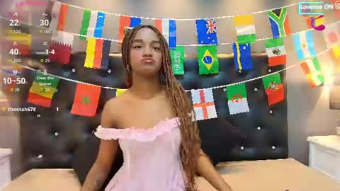 Snapshot of chloebrunnie chatting on 20, 6, 2026 CHLOE online show from 20, 6, 2026