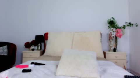 Snapshot of chloecheryy chatting on 15, 9, 2025 Chloe online show from 15, 9, 2025