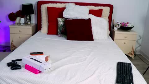 Chloe online show from 27, 4, 2026