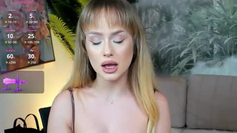 Chloee online show from 17, 11, 2025