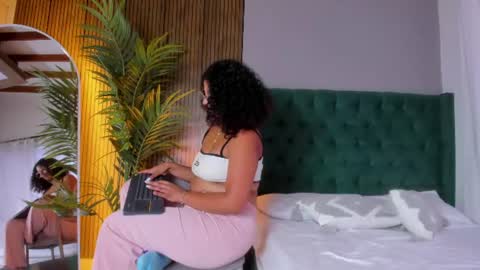 Snapshot of chloefixxx chatting on 13, 6, 2026 Chloe fixxx online show from 13, 6, 2026
