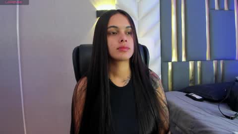  Chloe Harper  online show from 19, 4, 2026