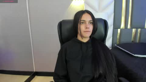 Snapshot of chloeharper_ chatting on 28, 4, 2026 Chloe Harper online show from 28, 4, 2026