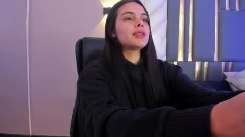 Snapshot of chloeharper_ chatting on 15, 5, 2026 Chloe Harper online show from 15, 5, 2026