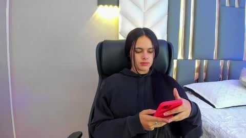 Snapshot of chloeharper_ chatting on 26, 5, 2026 Chloe Harper online show from 26, 5, 2026