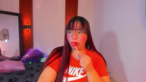 Snapshot of chloejewel21 chatting on 10, 1, 2026 chloejewel21 online show from 10, 1, 2026