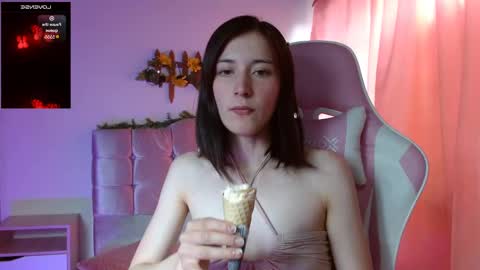 Snapshot of chloejohnsoon chatting on 8, 2, 2025 Chloe online show from 8, 2, 2025