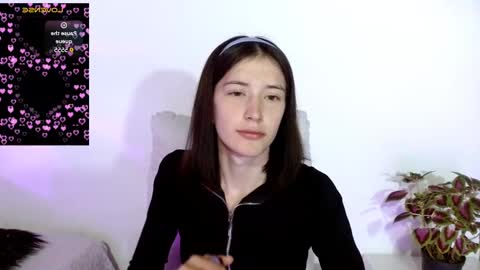 Snapshot of chloejohnsoon chatting on 17, 2, 2025 Chloe online show from 17, 2, 2025