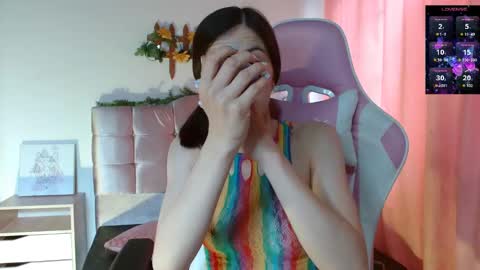 Snapshot of chloejohnsoon chatting on 4, 3, 2025 Chloe online show from 4, 3, 2025