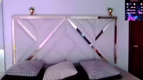 Snapshot of chloejohnsoon chatting on 25, 9, 2025 Chloe online show from 25, 9, 2025