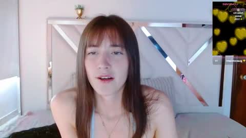 Snapshot of chloejohnsoon chatting on 11, 10, 2025 Chloe online show from 11, 10, 2025