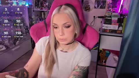 ChloeKohaku online show from 23, 10, 2025