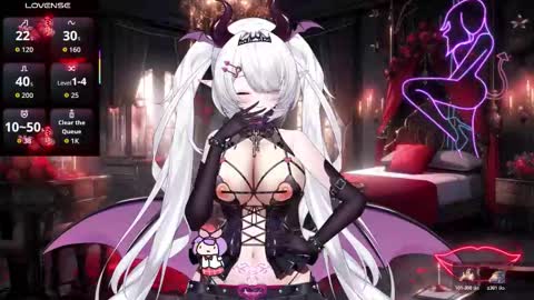 Snapshot of chloelabelle chatting on 7, 11, 2025 Chole online show from 7, 11, 2025