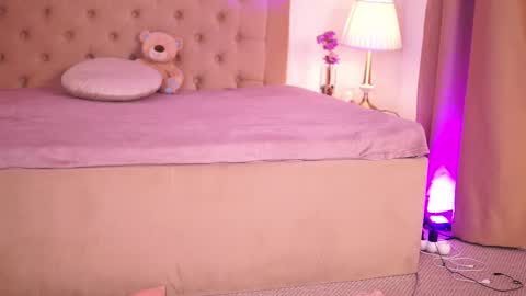 Chlo online show from 15, 11, 2025