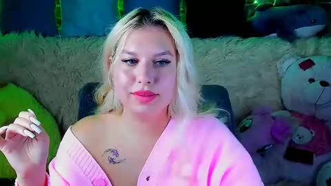 Snapshot of chloericci chatting on 21, 9, 2025 ChloeRicci online show from 21, 9, 2025