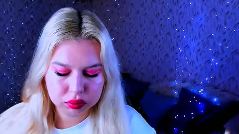 Snapshot of chloericci chatting on 7, 10, 2025 ChloeRicci online show from 7, 10, 2025