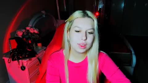 Snapshot of chloericci chatting on 29, 10, 2025 ChloeRicci online show from 29, 10, 2025