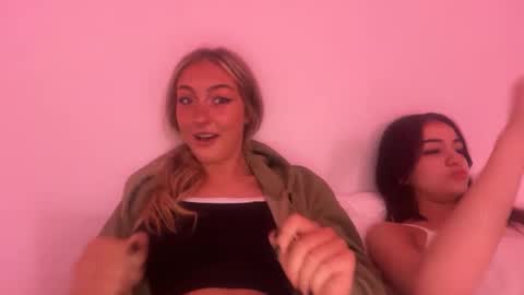 chloeros3e online show from 25, 9, 2025