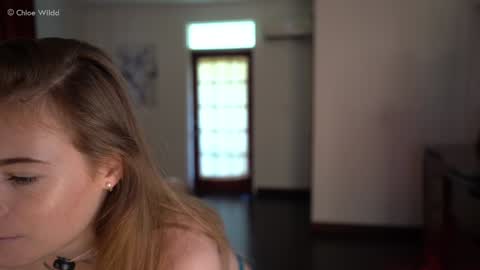 Snapshot of chloewildd chatting on 4, 2, 2026 Chloe online show from 4, 2, 2026