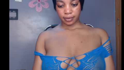 Snapshot of choco_chocox chatting on 6, 2, 2025 ESTHER online show from 6, 2, 2025