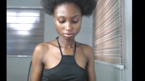 choco_petitqueen online show from 30, 11, 2025