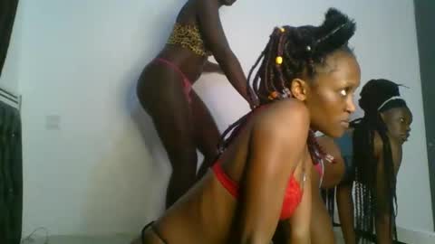 Snapshot of chocobear22 chatting on 31, 10, 2025 chocobear22 online show from 31, 10, 2025