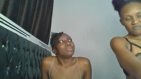 Snapshot of chocobear22 chatting on 20, 11, 2025 chocobear22 online show from 20, 11, 2025