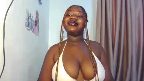chocolateassgirl61 online show from 13, 1, 2026