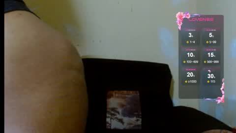 chocolatemilkebony online show from 23, 4, 2026