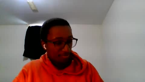 Chocolatinhermoso online show from 4, 2, 2025