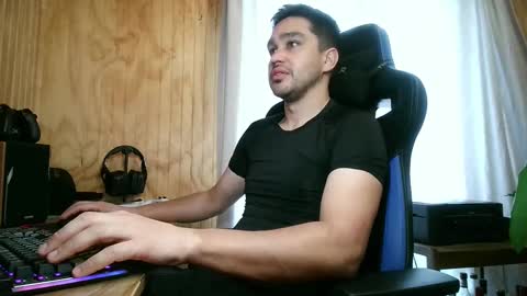 Snapshot of chocomate chatting on 30, 10, 2025 chocomate online show from 30, 10, 2025