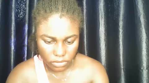 Snapshot of chocoslut22 chatting on 2, 11, 2025 chocoslut22 online show from 2, 11, 2025