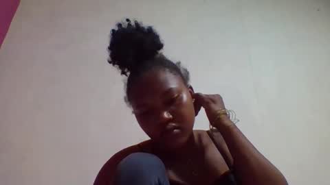 Snapshot of chololatblonde chatting on 22, 2, 2026 chololatblonde online show from 22, 2, 2026