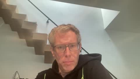 choupipat1 online show from 28, 2, 2025