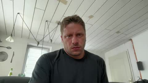Snapshot of chris164 chatting on 2, 7, 2026 Chris online show from 2, 7, 2026