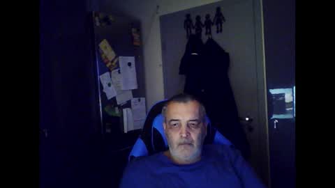 Snapshot of chris250268 chatting on 14, 6, 2026 Chris online show from 14, 6, 2026