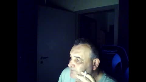 Snapshot of chris250268 chatting on 2, 8, 2026 Chris online show from 2, 8, 2026