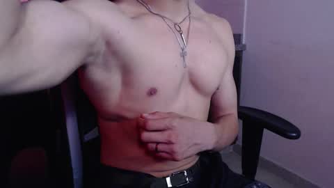 Chris Evans online show from 6, 11, 2025