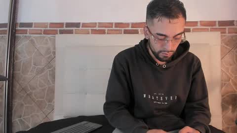 chris_kizz online show from 7, 12, 2024