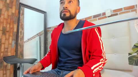 chris_kizz online show from 31, 12, 2024