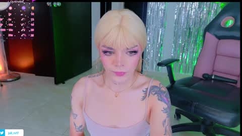 Snapshot of chris_parker01 chatting on 31, 1, 2025 juli Instagram july rv17 - Twitter juli rv17 online show from 31, 1, 2025