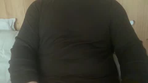 Snapshot of chris_topher_francis chatting on 10, 4, 2026 chris_topher_francis online show from 10, 4, 2026