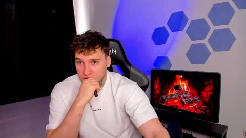 Chris Tyson online show from 9, 2, 2026