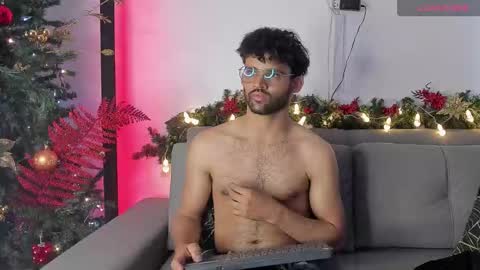 Snapshot of chrisandrew_ chatting on 2, 12, 2024 Im Chirs IM MODEL INDEPENDT online show from 2, 12, 2024