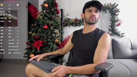Snapshot of chrisandrew_ chatting on 24, 12, 2024 Im Chirs IM MODEL INDEPENDT online show from 24, 12, 2024