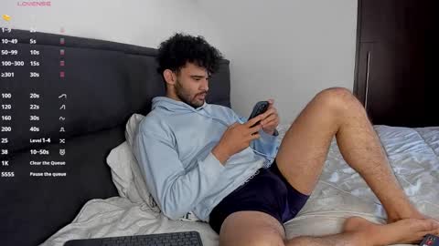 Snapshot of chrisandrew_ chatting on 22, 1, 2025 Im Chirs IM MODEL INDEPENDT online show from 22, 1, 2025