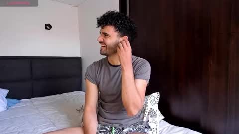 Snapshot of chrisandrew_ chatting on 30, 1, 2025 Im Chirs IM MODEL INDEPENDT online show from 30, 1, 2025