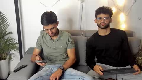 Snapshot of chrisandrew_ chatting on 15, 2, 2025 Im Chirs IM MODEL INDEPENDT online show from 15, 2, 2025