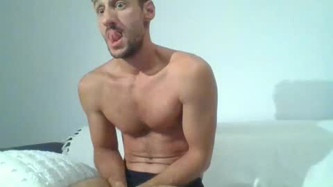 Snapshot of chrisaron chatting on 30, 9, 2025 chrisaron online show from 30, 9, 2025